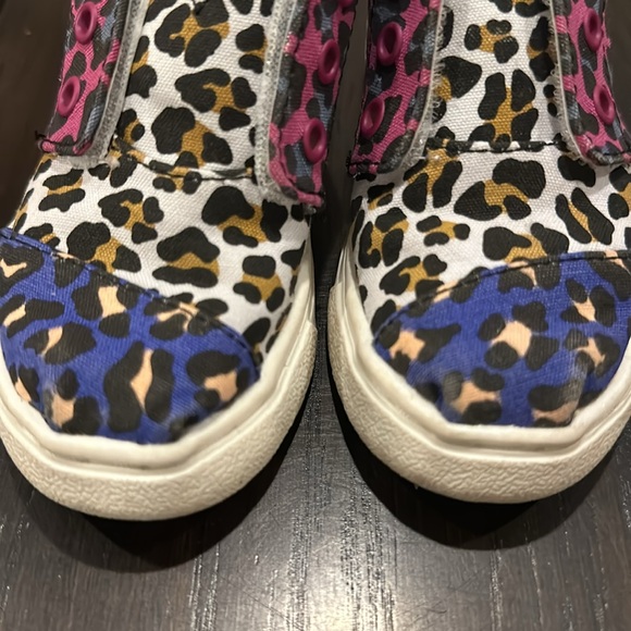 Toms Toddler Multi Colored Leopard High Tops Size C6 - Picture 7 of 7